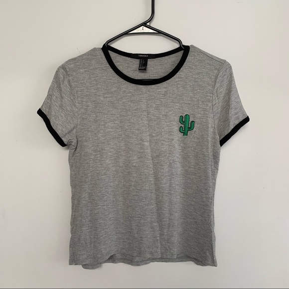 2/$15 FOREVER 21 cropped grey cactus shirt - Picture 1 of 4